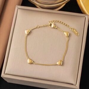 18k Gold Plated Elegant Heart Bracelet